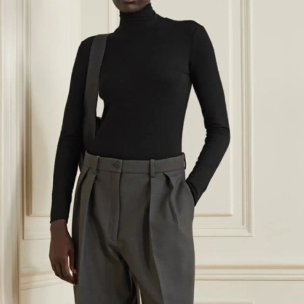 THE ROW Dembe Turtleneck Sweater S4 - Picture 1 of 16